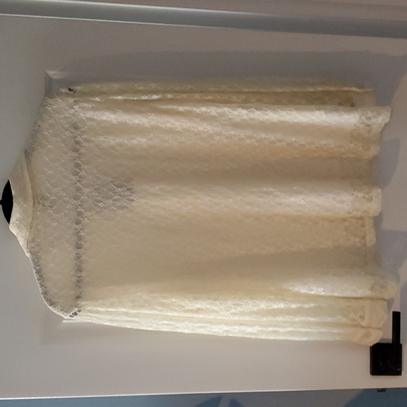 Two XL Blouses - Picture 6 of 8